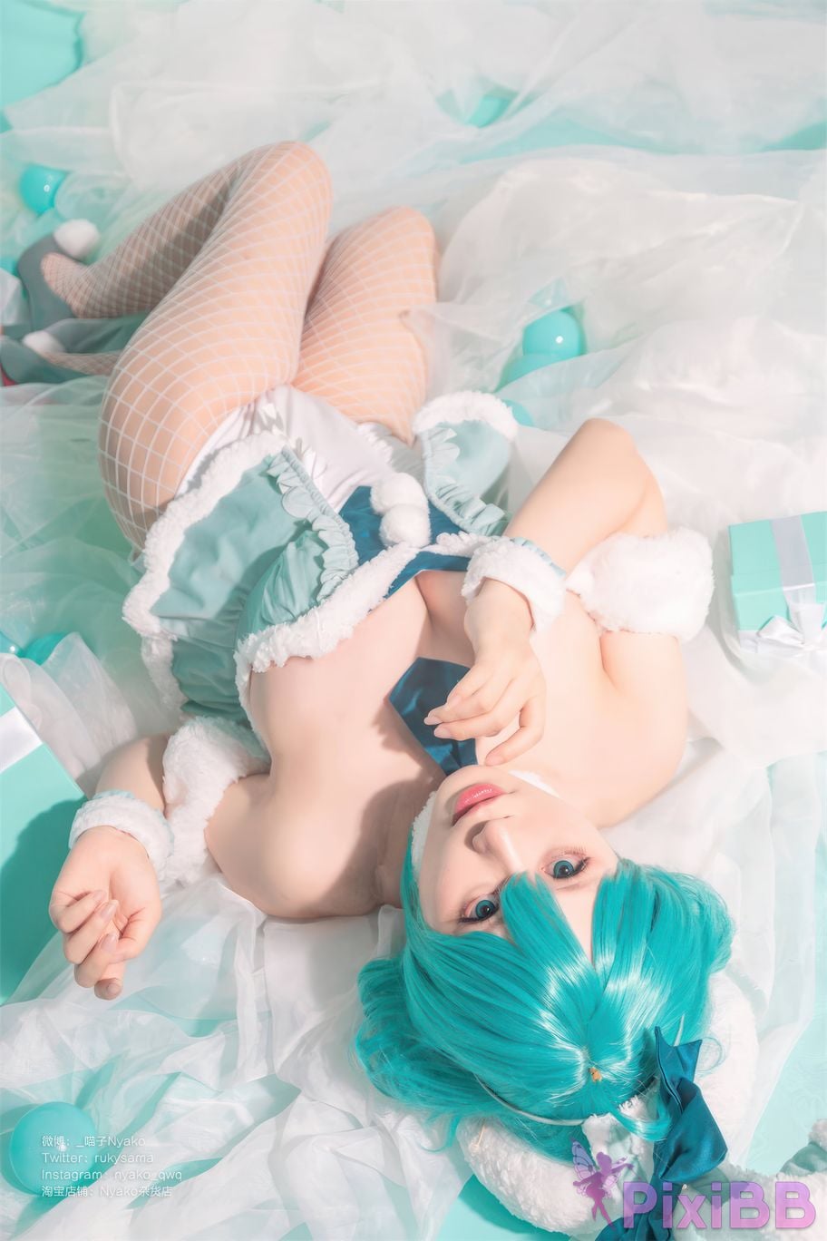 Coser Nyako PixiBB.COM 002