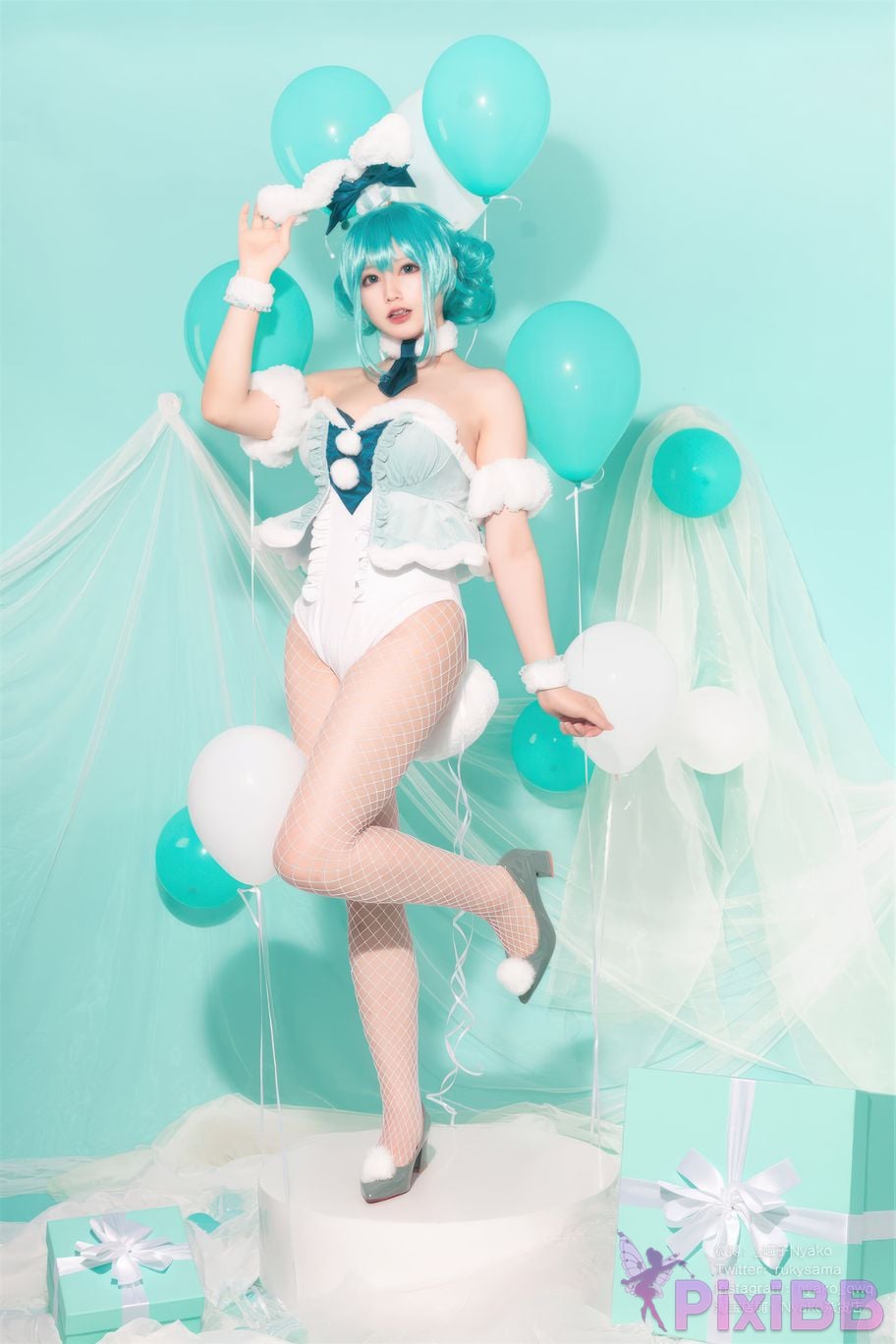 Coser Nyako PixiBB.COM 028
