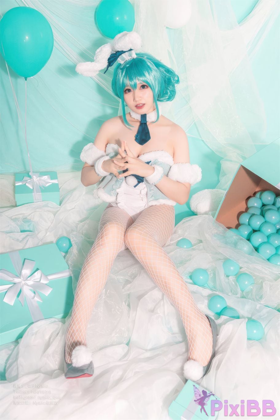 Coser Nyako PixiBB.COM 034