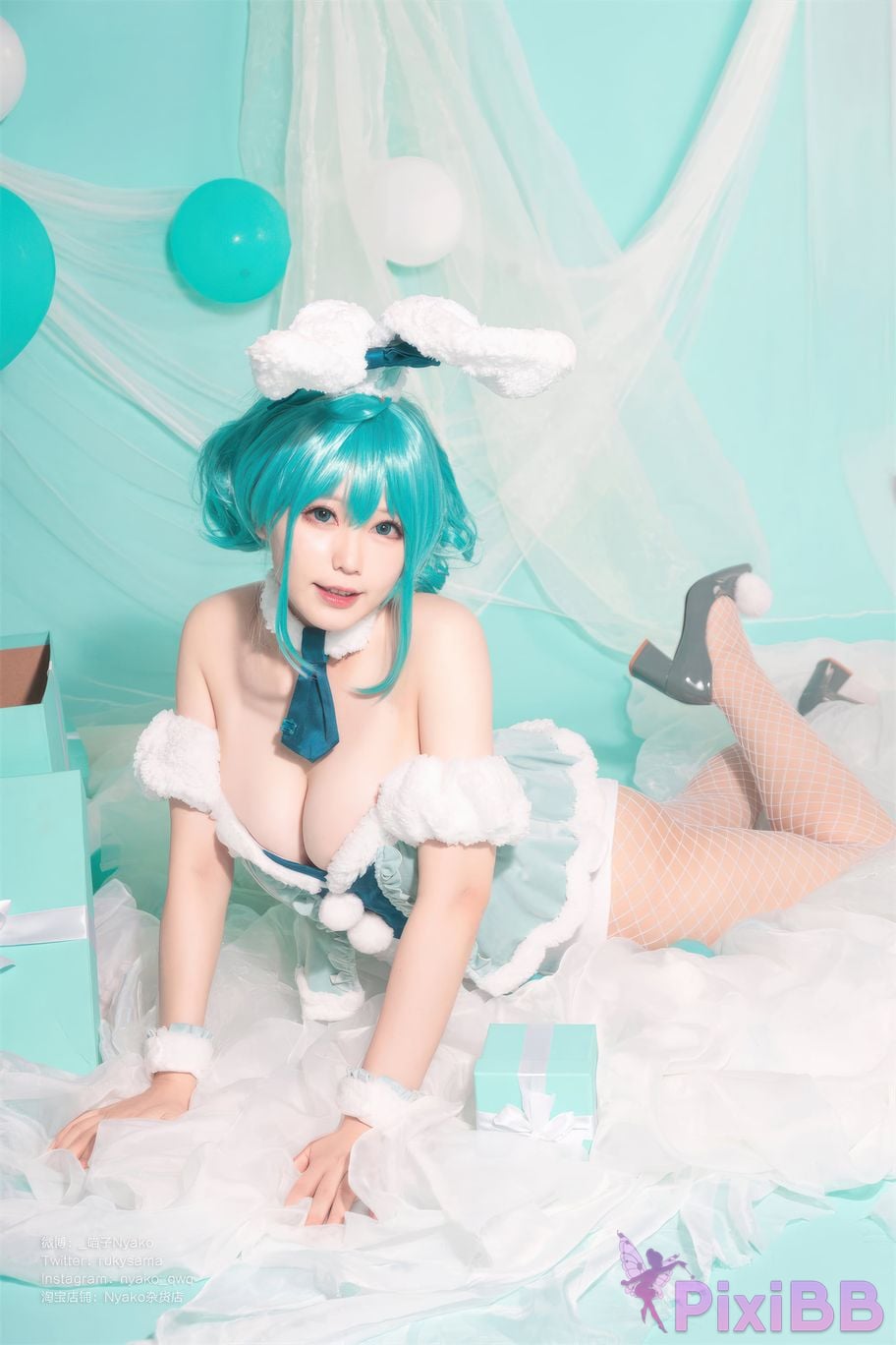 Coser Nyako PixiBB.COM 038