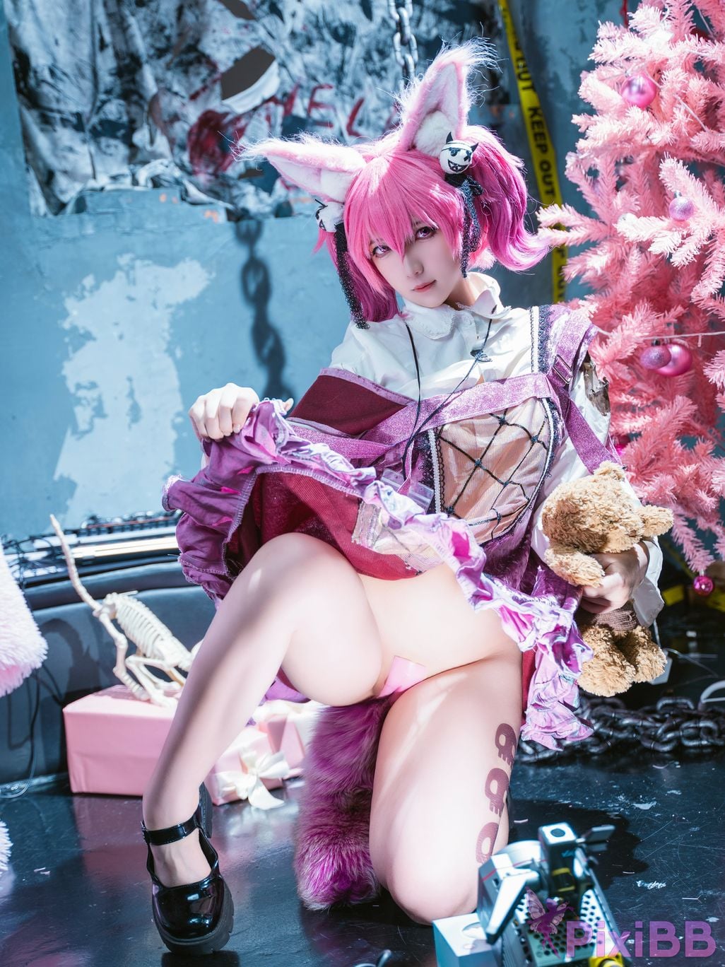 Cosplayer small and sweet wine Arknights Wu Lian PixiBB.COM 003