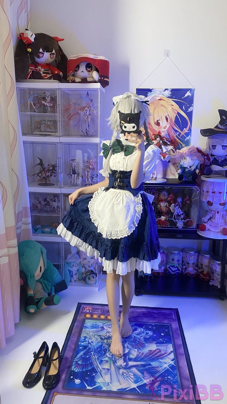 Cosplayer Shiraki Shirly Sakuya Izayoi PixiBB.COM 008