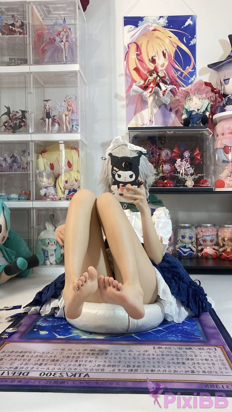 Cosplayer Shiraki Shirly Sakuya Izayoi PixiBB.COM 019