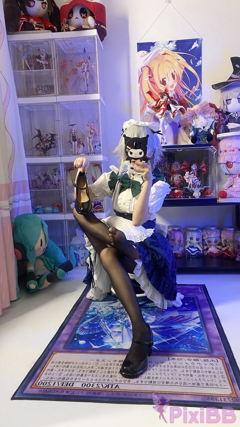 Cosplayer Shiraki Shirly Sakuya Izayoi PixiBB.COM 030