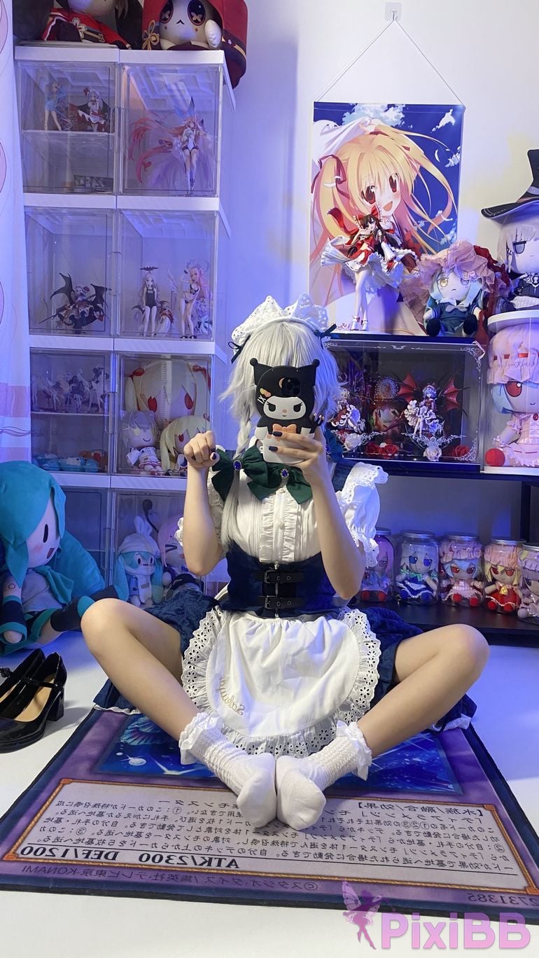 Cosplayer Shiraki Shirly Sakuya Izayoi PixiBB.COM 034