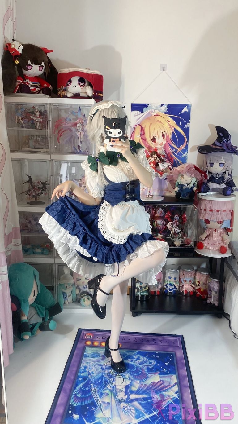 Cosplayer Shiraki Shirly Sakuya Izayoi PixiBB.COM 038