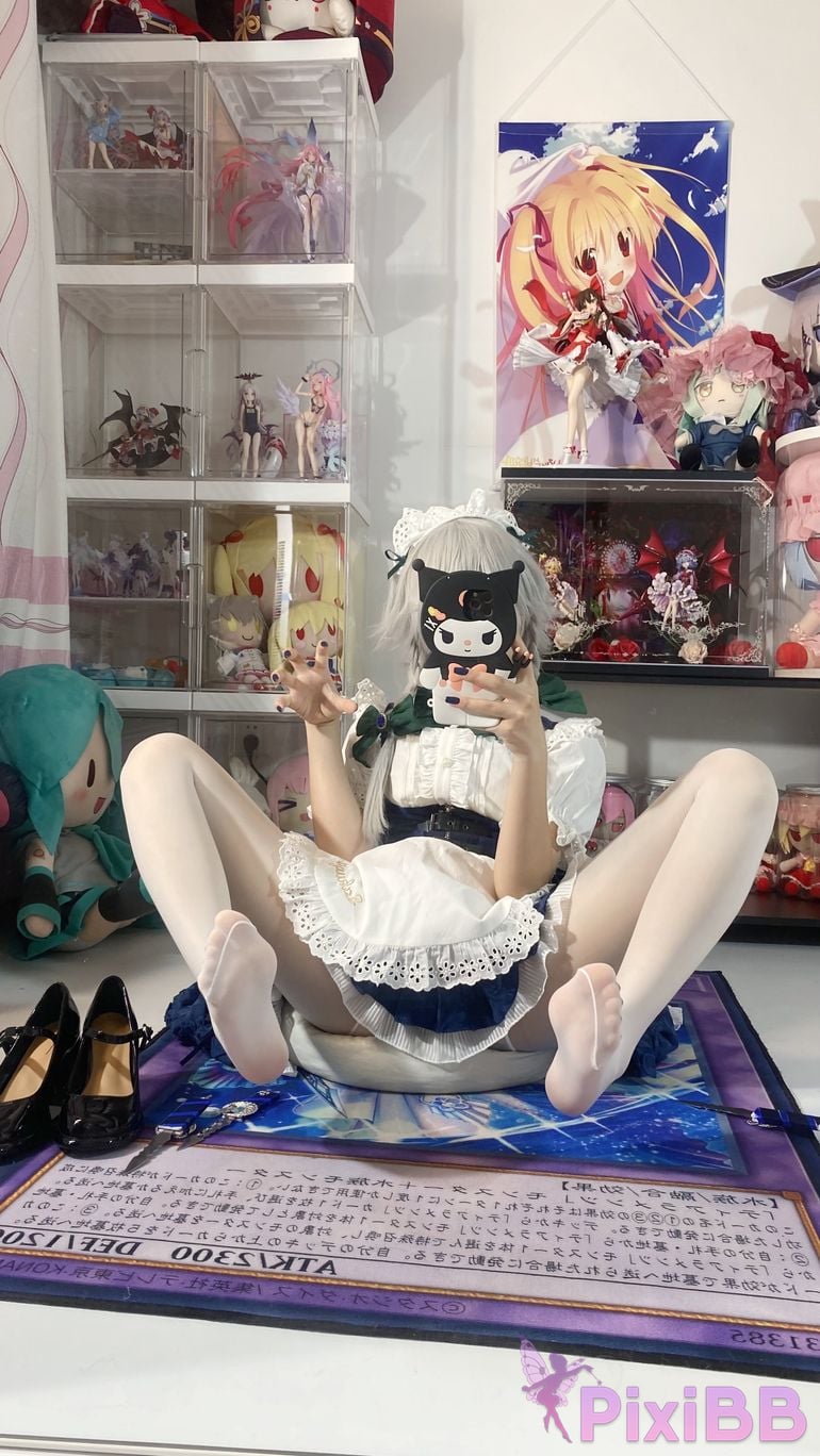 Cosplayer Shiraki Shirly Sakuya Izayoi PixiBB.COM 039