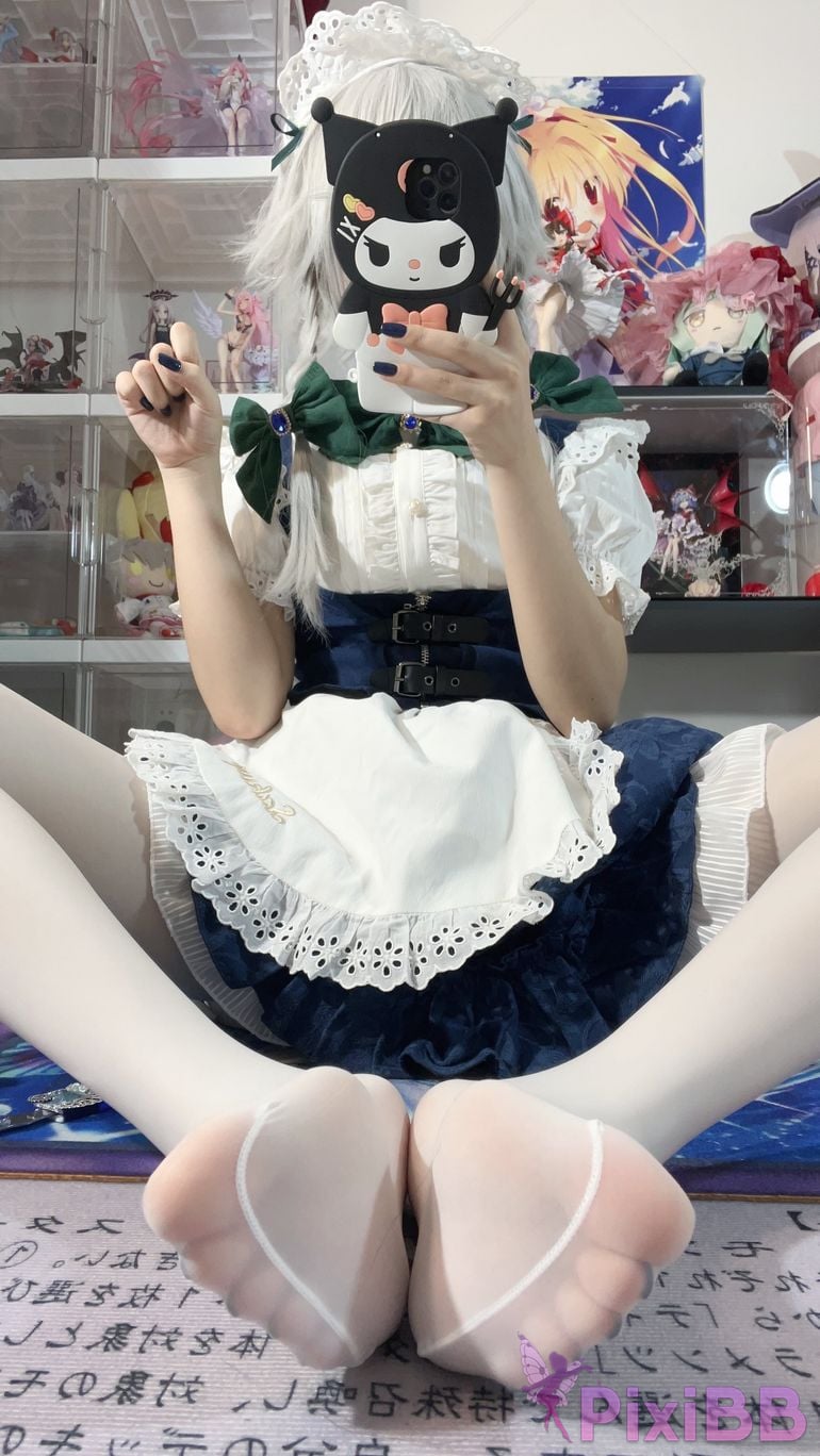 Cosplayer Shiraki Shirly Sakuya Izayoi PixiBB.COM 045