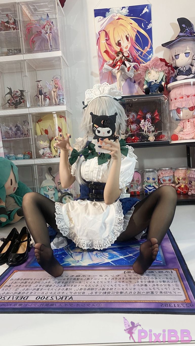 Cosplayer Shiraki Shirly Sakuya Izayoi PixiBB.COM 050