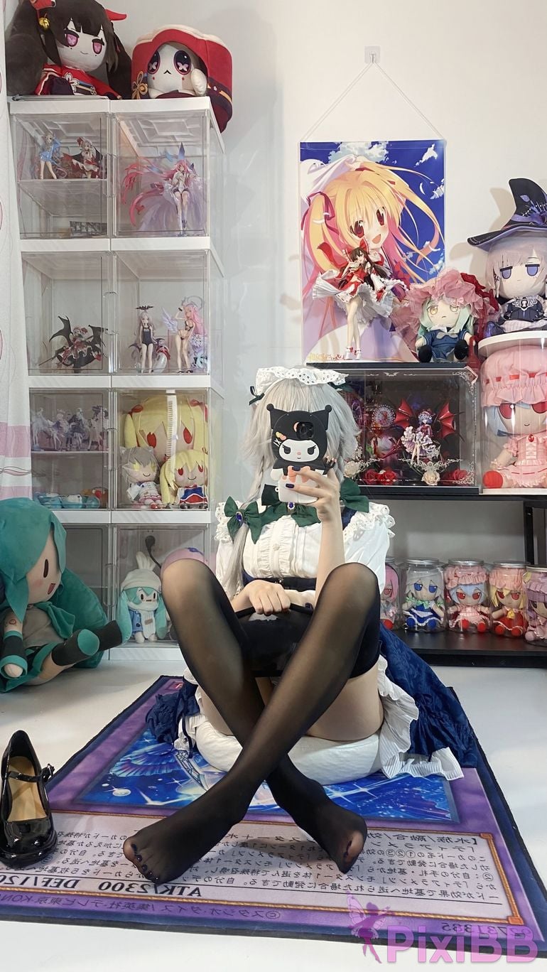 Cosplayer Shiraki Shirly Sakuya Izayoi PixiBB.COM 055