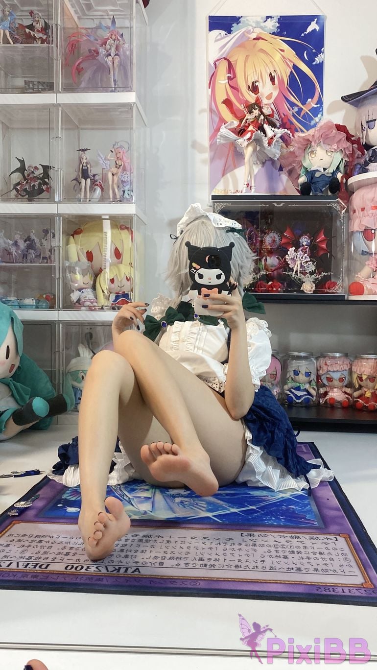 Cosplayer Shiraki Shirly Sakuya Izayoi PixiBB.COM 063