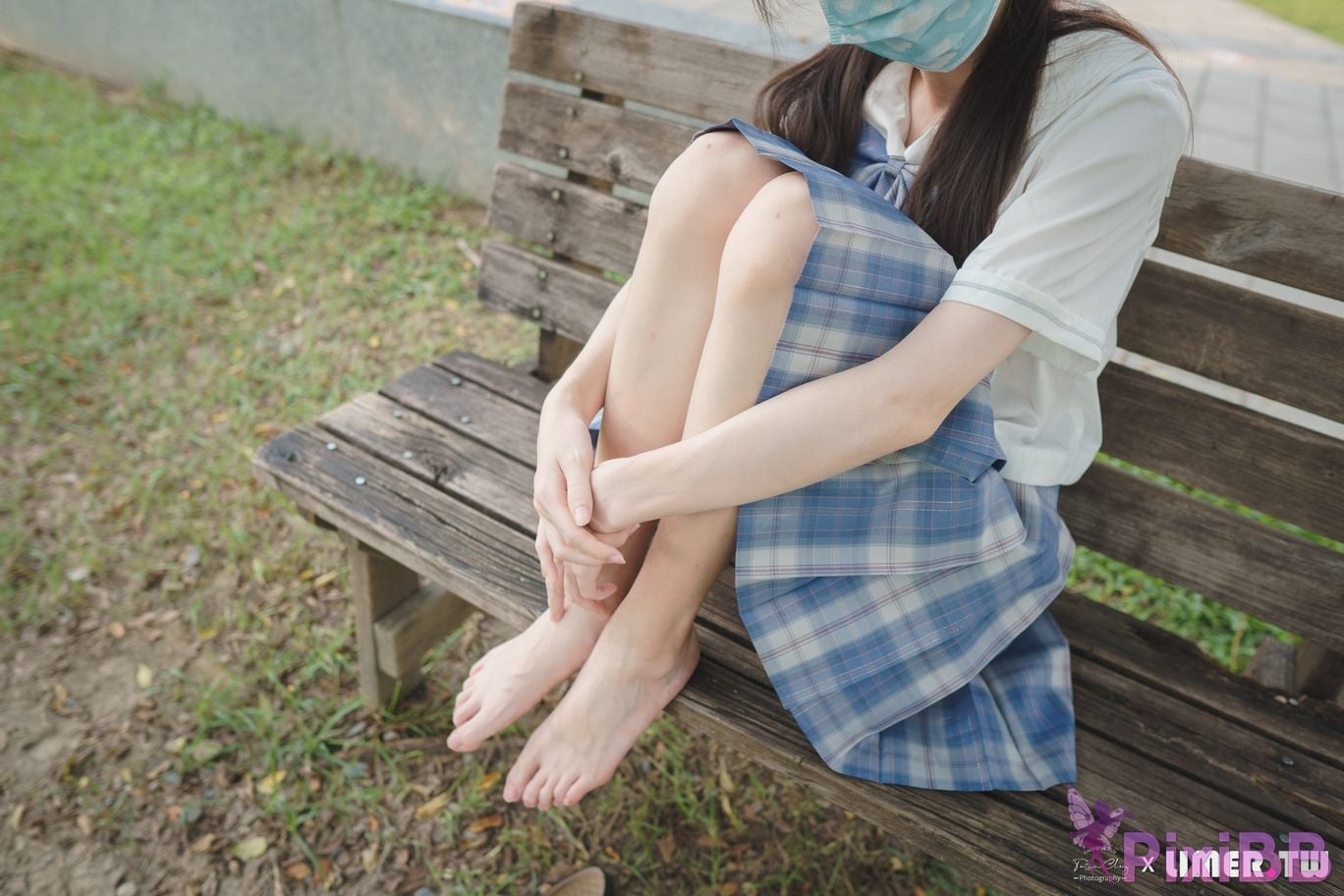 Limerence Original No.109 JK Girls bare feet in white cotton stockings Baiyu Park PixiBB.COM 073