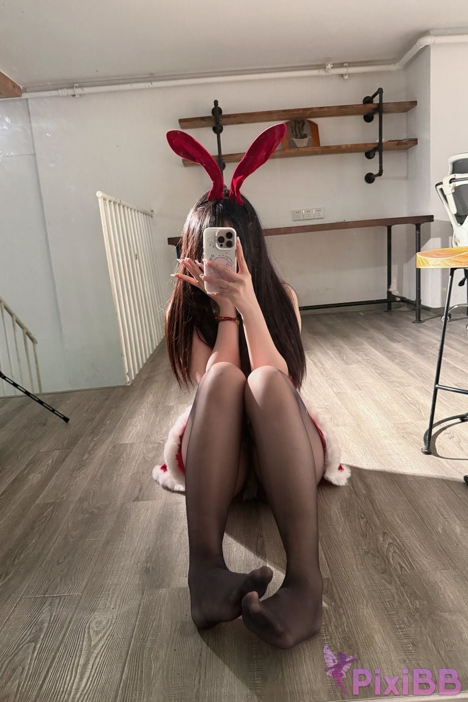 Cosplayer Lausanne w Yi Zi christmas bunny PixiBB.COM 013