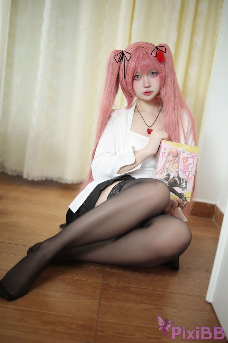 Cosplay Lausanne w Yizi Member exclusive schoolgirl yellow skirt PixiBB.COM 014