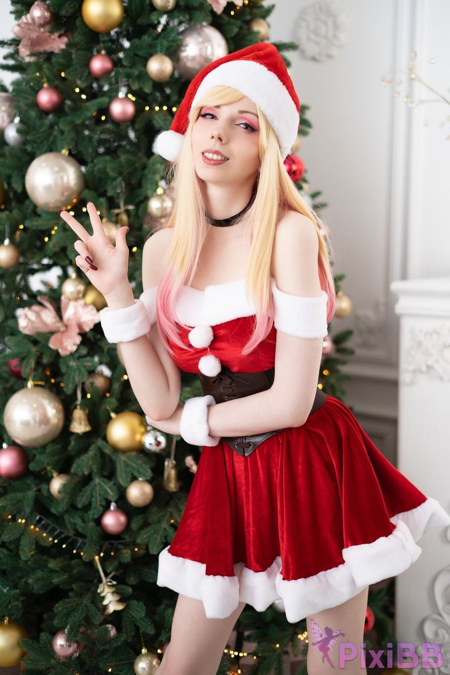 Victoria Lirell Marin Kitagawa Xmas PixiBB.COM 11