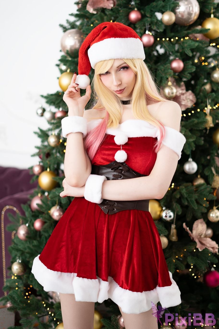Victoria Lirell Marin Kitagawa Xmas PixiBB.COM