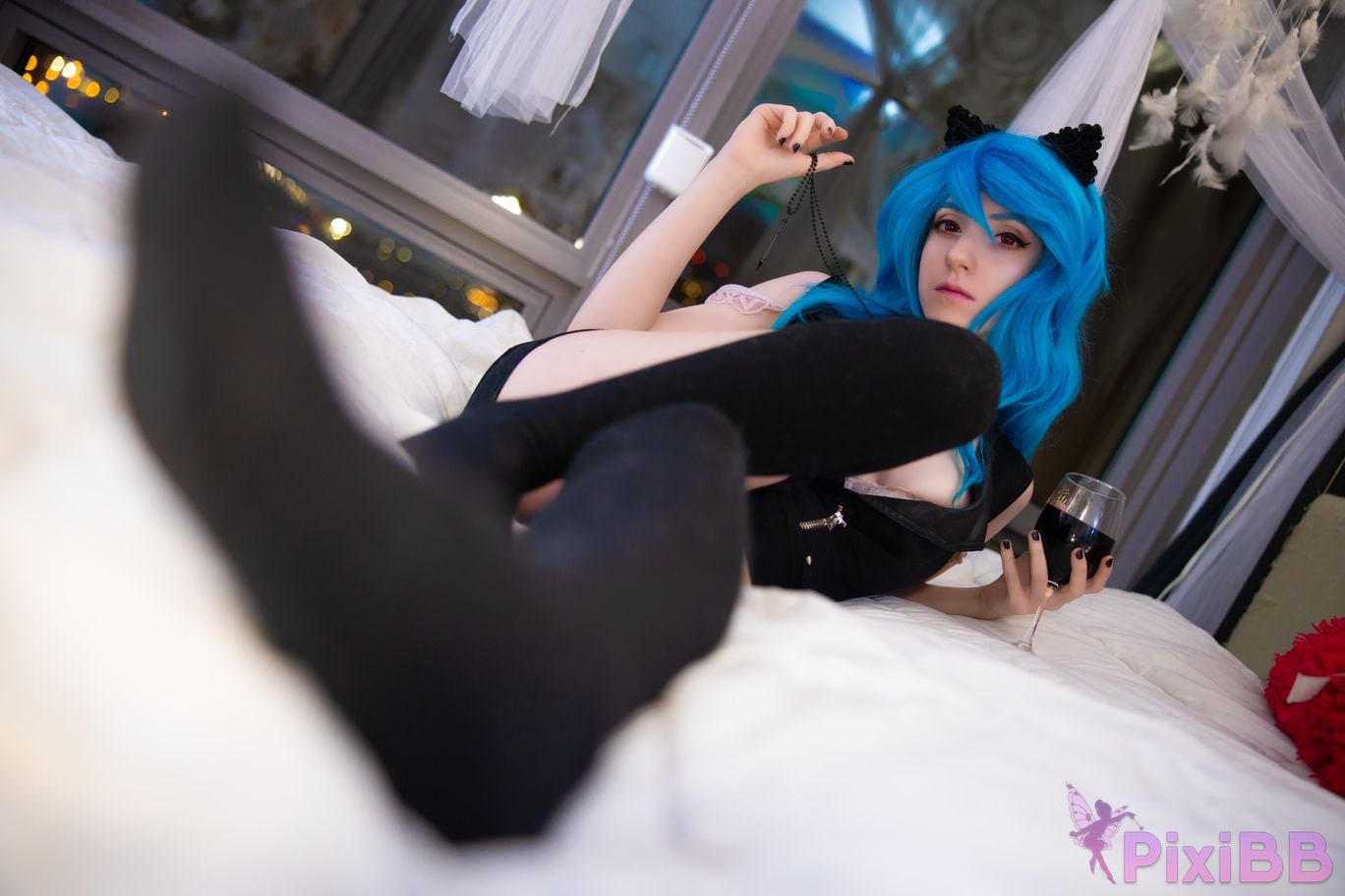 Lana Rain Classy Bedroom PixiBB.COM 20