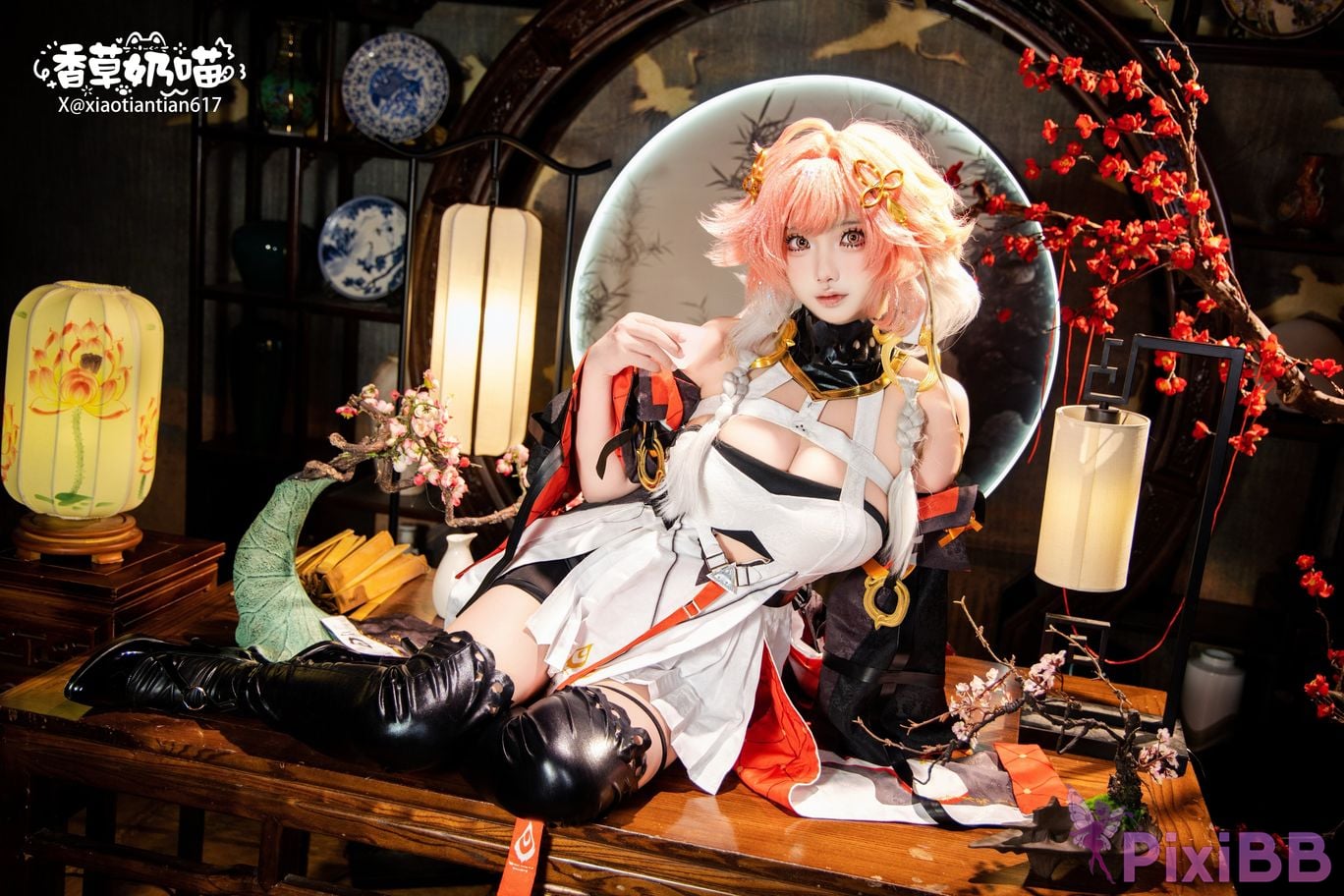 Cosplayer Vanilla Milk Meow Changli Collectors Edition Interior view of Original Leather PixiBB.COM 003.JPG
