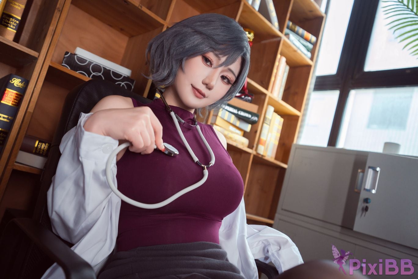 Cosplayer Xinglan is Lanlan and her name Lanmei. Disqualified doctor in the health room PixiBB.COM 010