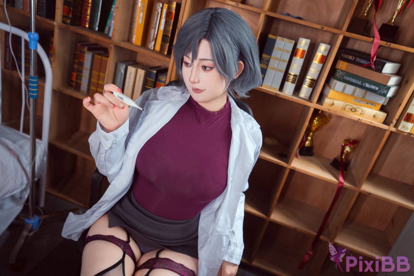 Cosplayer Xinglan is Lanlan and her name Lanmei. Disqualified doctor in the health room PixiBB.COM 021