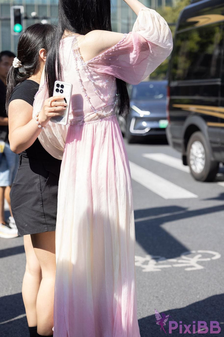 Featured Street Photography Works No.5472 Pink dress PixiBB.COM 029