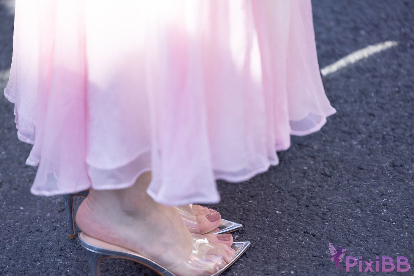 Featured Street Photography Works No.5472 Pink dress PixiBB.COM 037