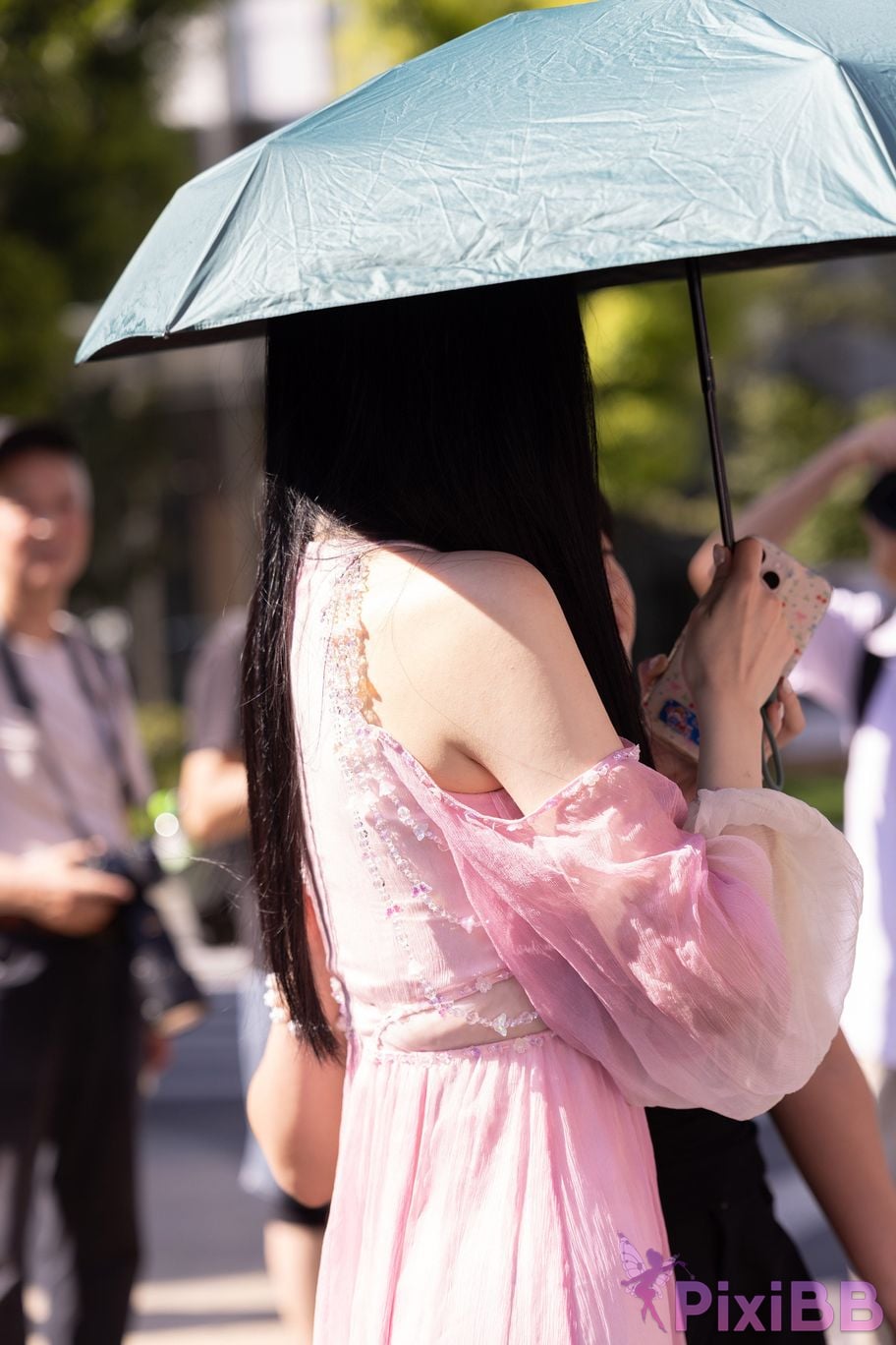 Featured Street Photography Works No.5472 Pink dress PixiBB.COM 051