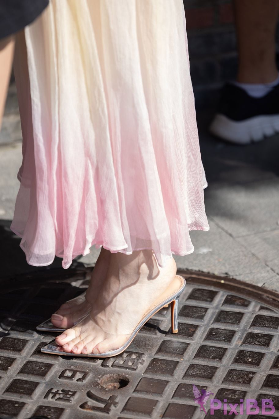 Featured Street Photography Works No.5472 Pink dress PixiBB.COM 109