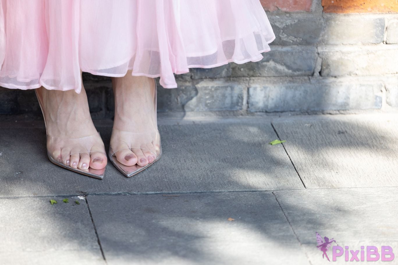Featured Street Photography Works No.5472 Pink dress PixiBB.COM 151