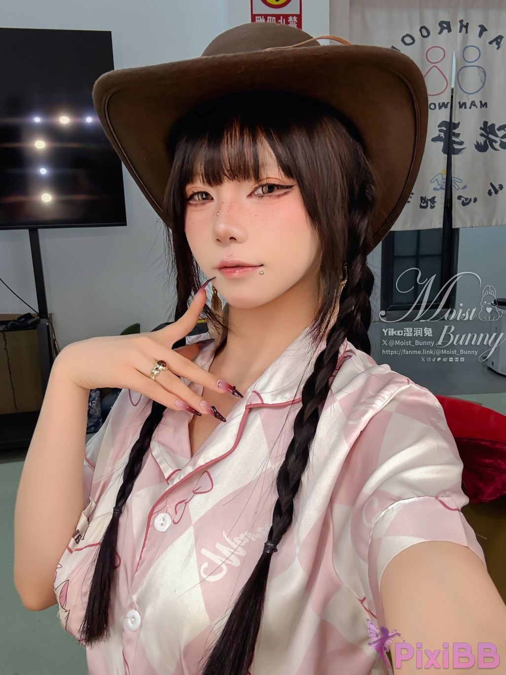 Cosplay Sticky Tuanzi Rabbit June work Western Bunny Girl Thirsty PixiBB.COM 097