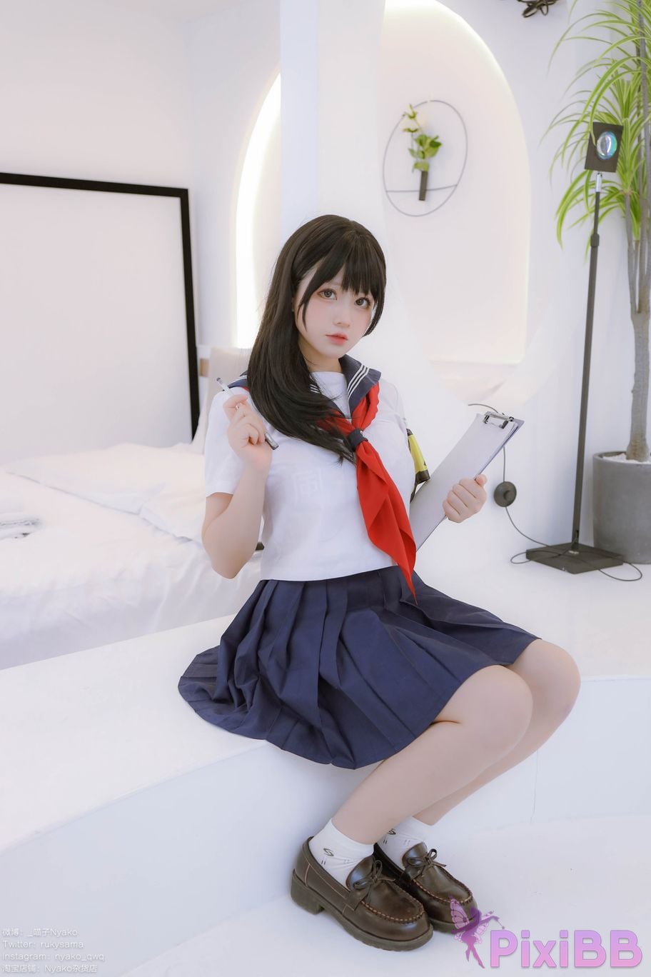 Coser Nyako PixiBB.COM 002.JPG