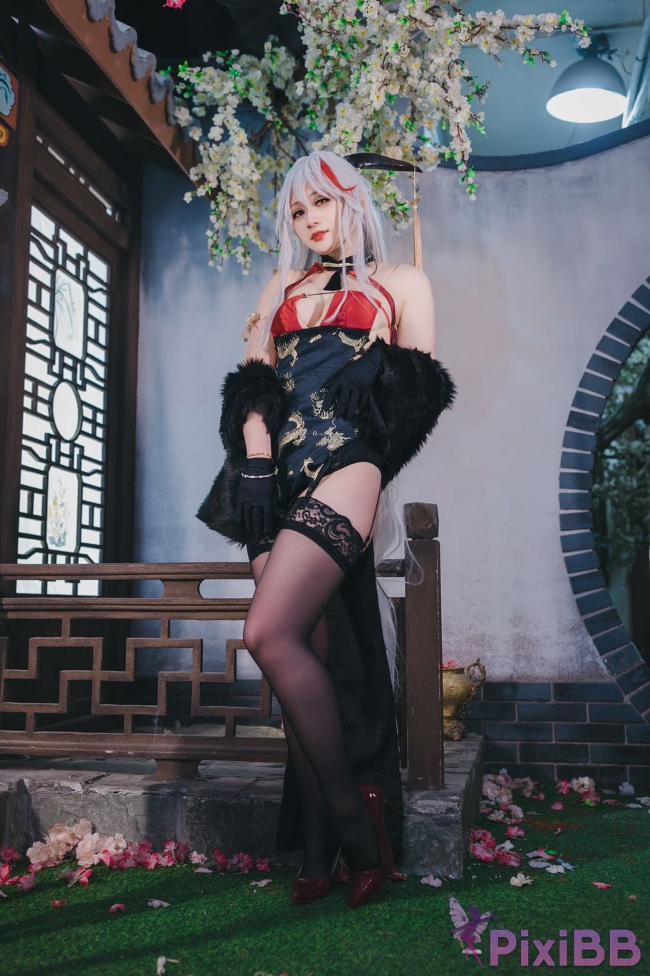 Cosplayer Zaya autumn azur lane Egil PixiBB.COM 041