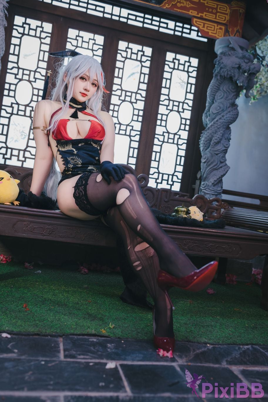 Cosplayer Zaya autumn azur lane Egil PixiBB.COM 055