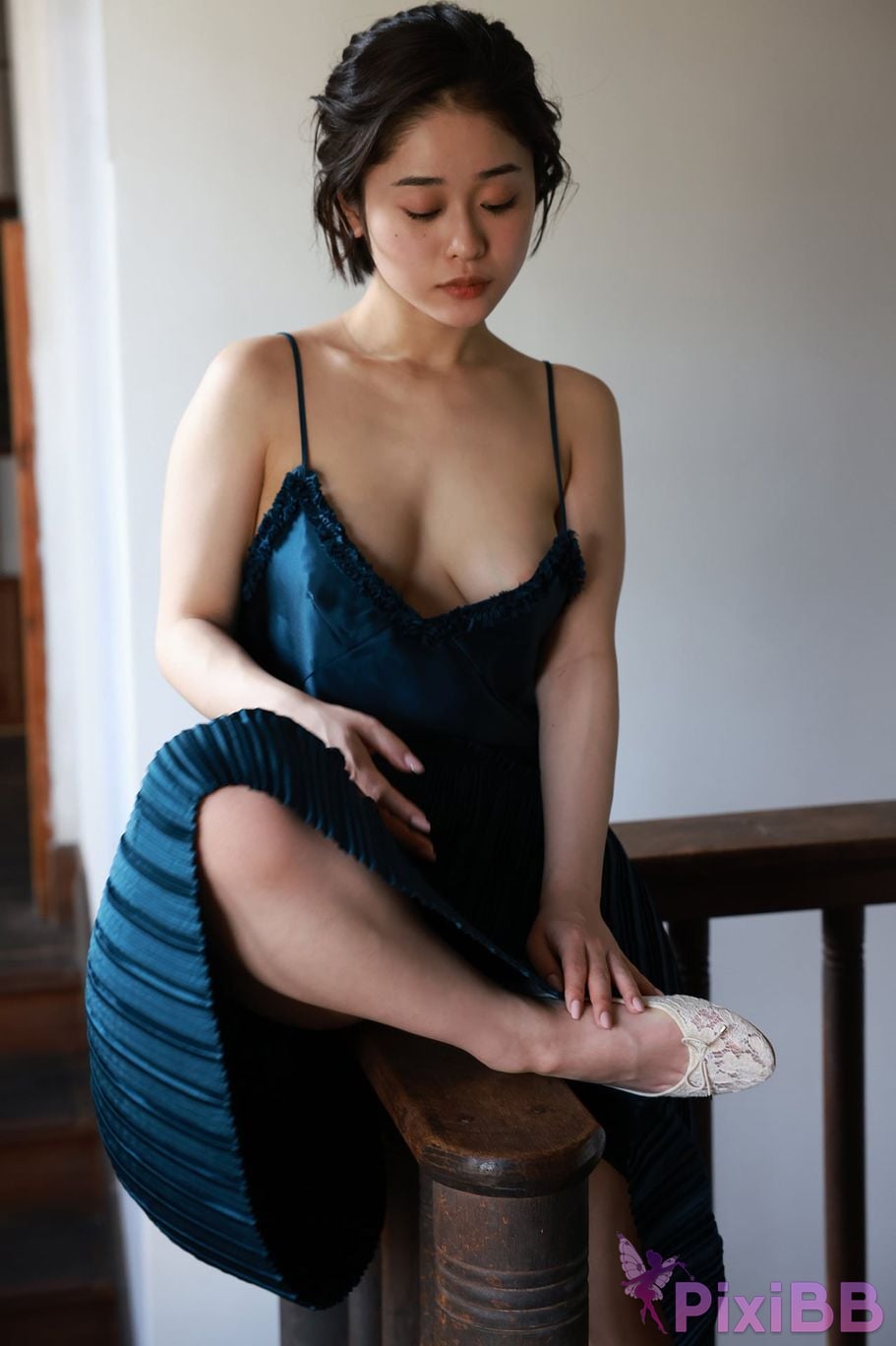 Japanese Idol MINAMO Weekly Post Digital Photo Book Sparkling Ripples PixiBB.COM 050