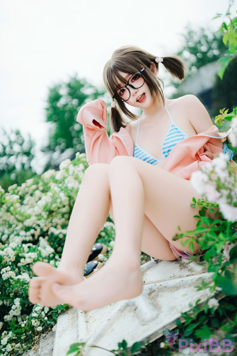 Cosplayer Eiri Kanzawa summer fruit PixiBB.COM 018