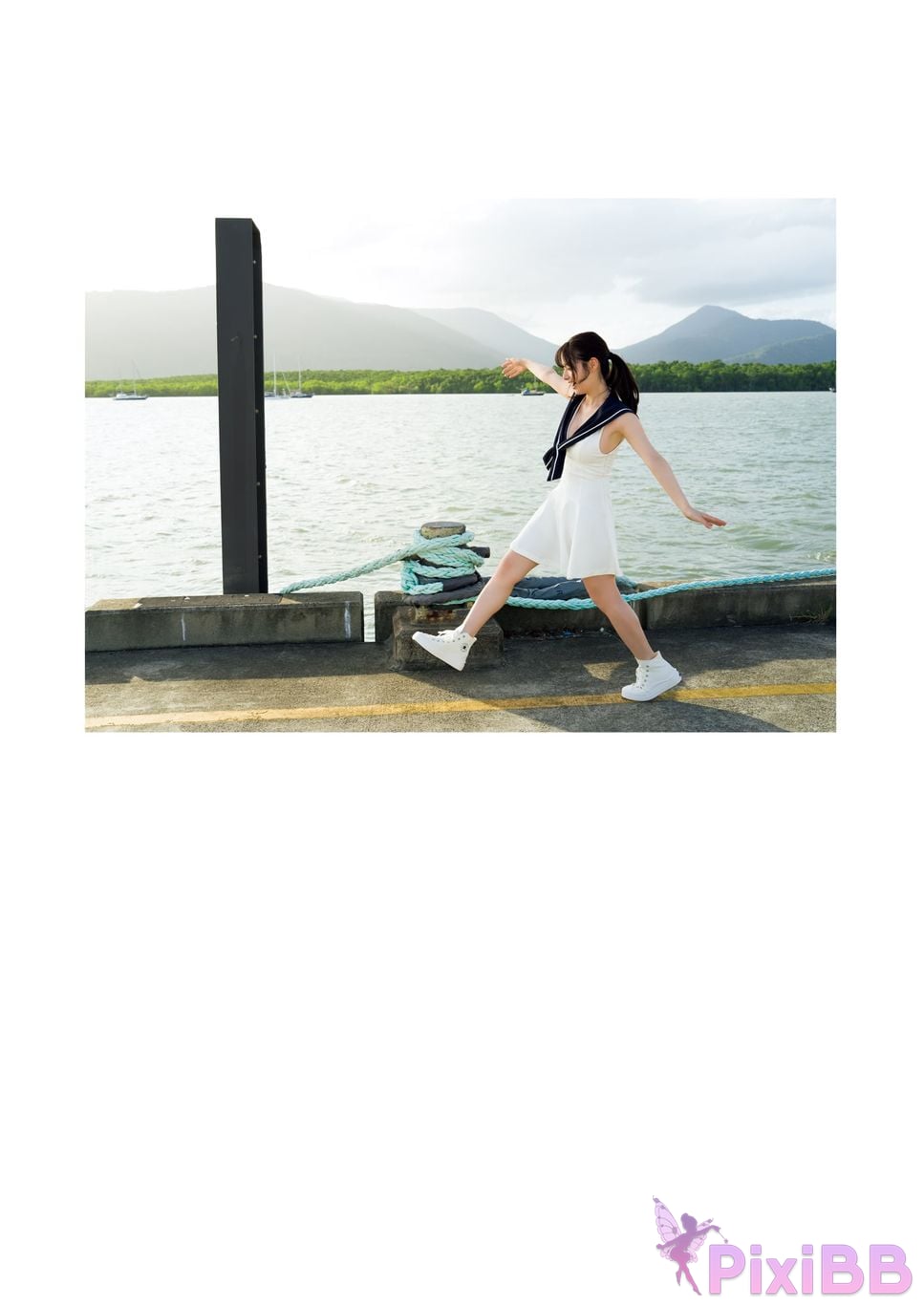 Japanese Idol Kurea Hazuki 1st photo book with bonus cuts only available in the digital version clarus PixiBB.COM 006