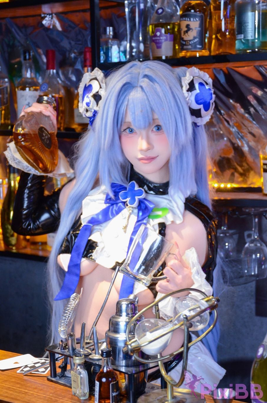 Cosplayer Barbecue pork hibiki NIKKE Hansel PixiBB.COM 083