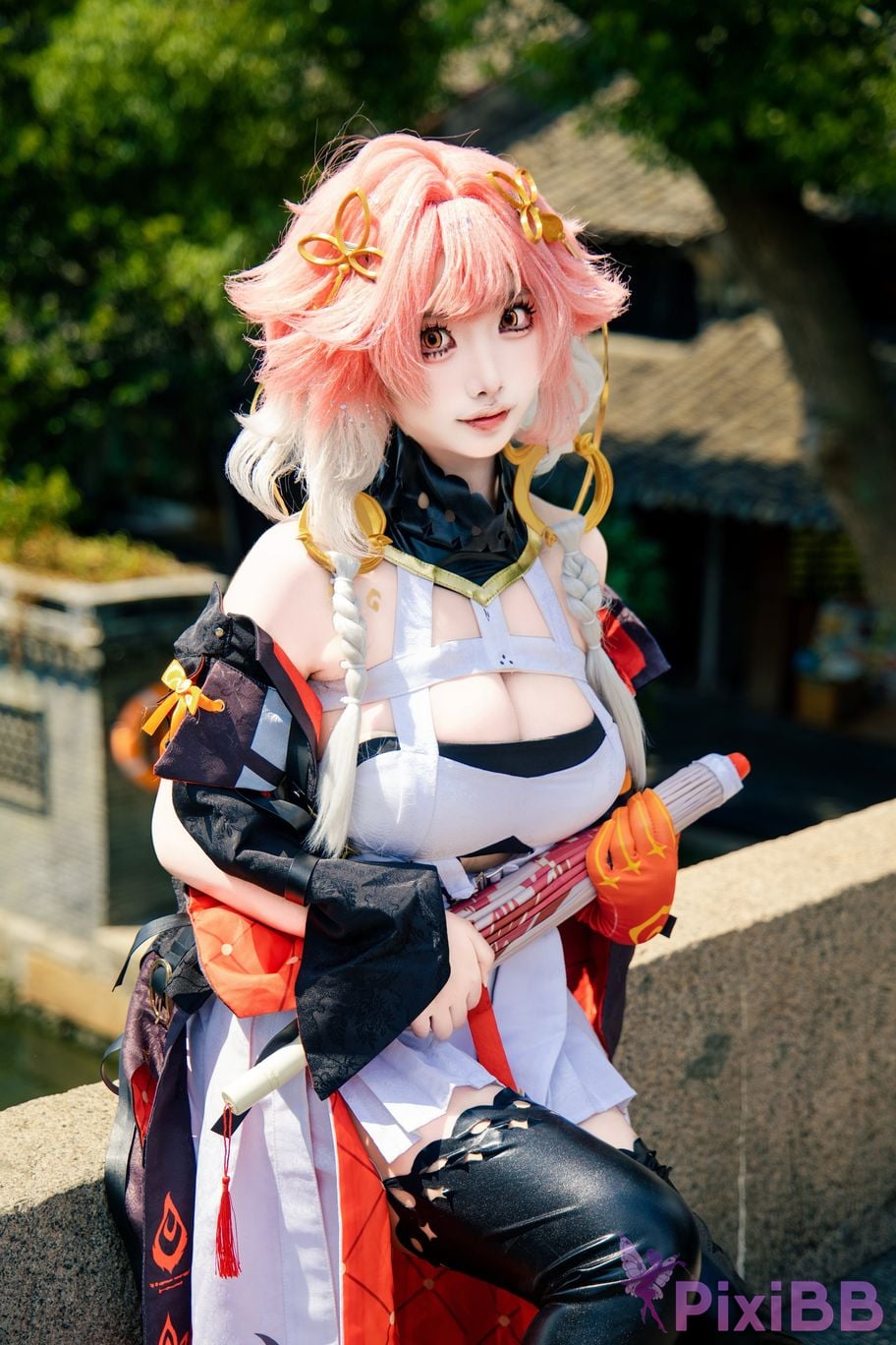 Cosplayer Vanilla Milk Meow Changli Collectors Edition Original Leather Exterior Scene PixiBB.COM 020.JPG