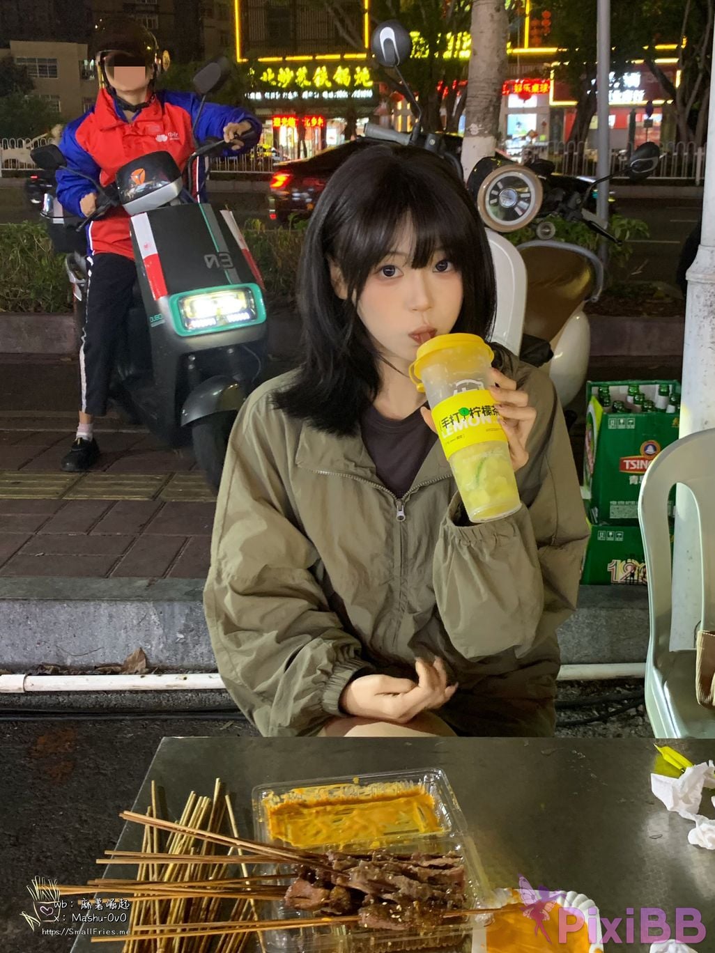 Cosplayer Mochi is delicious 4 Moon shot casually PixiBB.COM 030