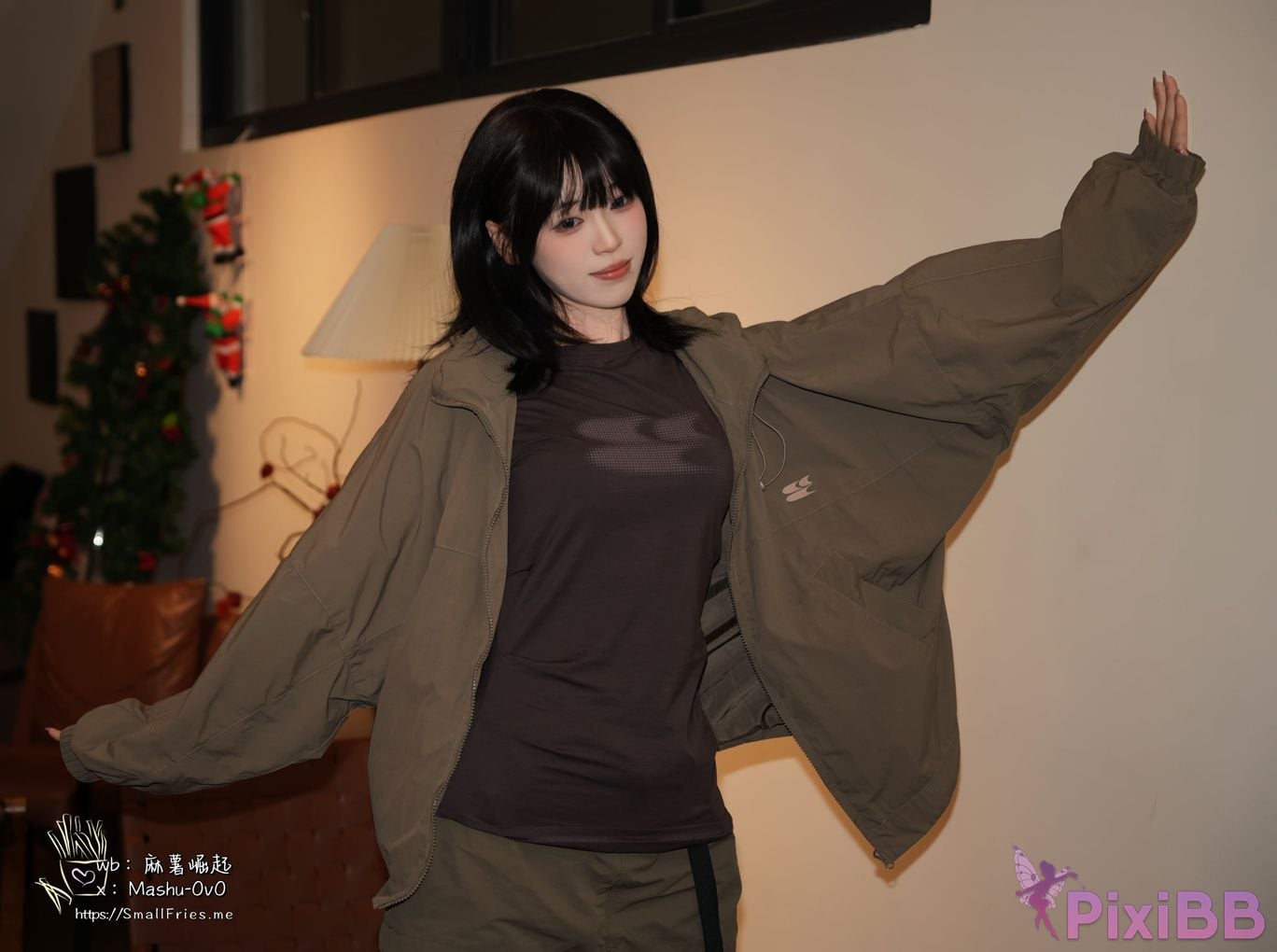 Cosplayer Mochi is delicious 4 Moon shot casually PixiBB.COM 054