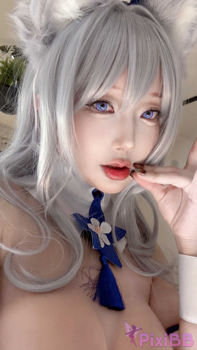 Cosplayer cut Celia azur lane Shinano bunny girl selfie PixiBB.COM 006