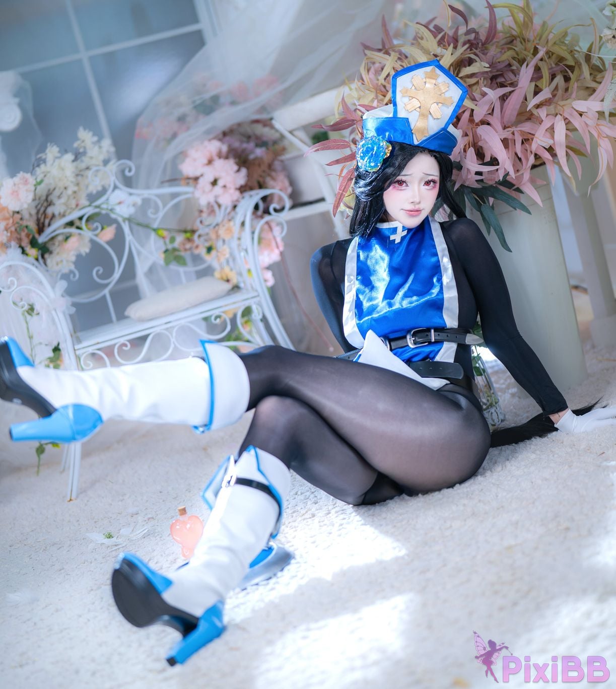 Cosplayer Futa Maeno Maiden Ice Rose pure white scene PixiBB.COM 025