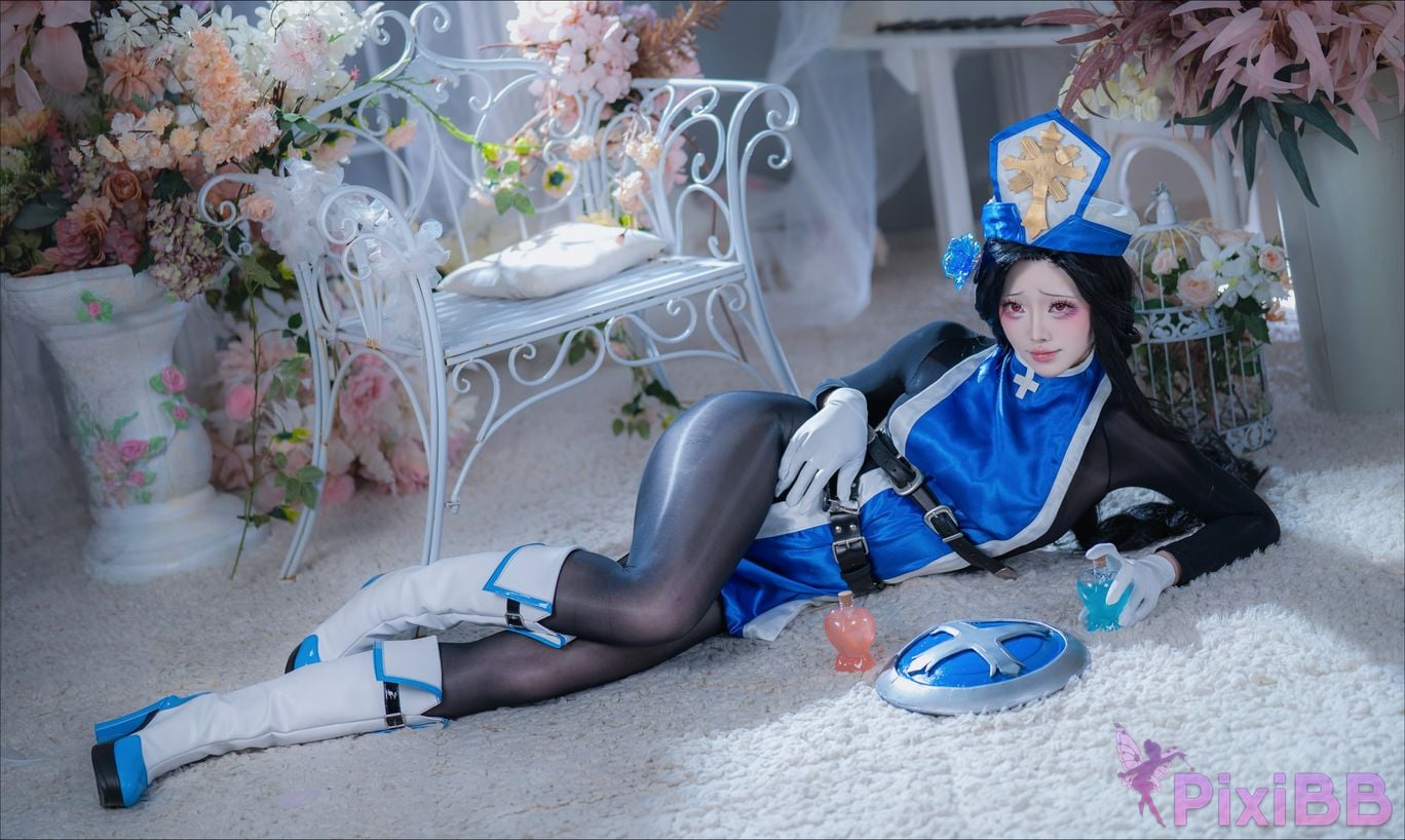 Cosplayer Futa Maeno Maiden Ice Rose pure white scene PixiBB.COM 034