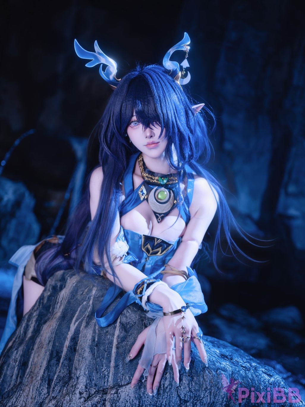 Cosplayer Futa Maeno La Uma PixiBB.COM 003