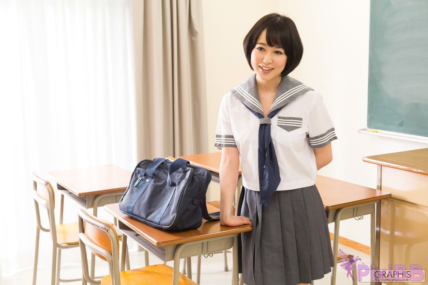 Japanese Idol Shinoda Yu Graphis Feti Style PixiBB.COM 086