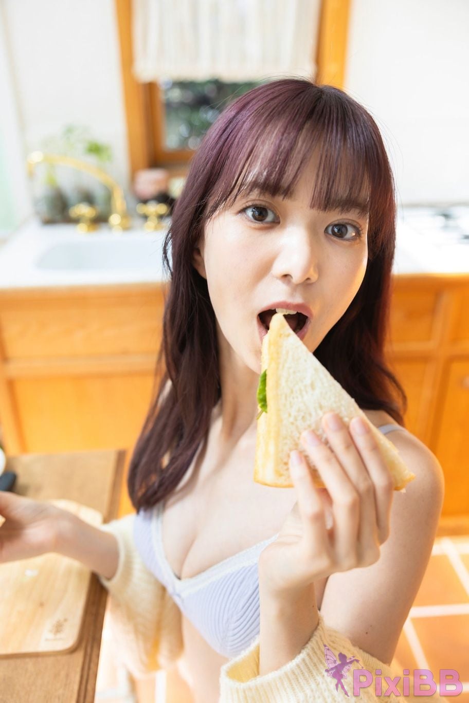 Japanese Idol Riko Matsudaira Matsuhira Swan like body line S P A D i g t a l h o C e c n B O K PixiBB.COM 016