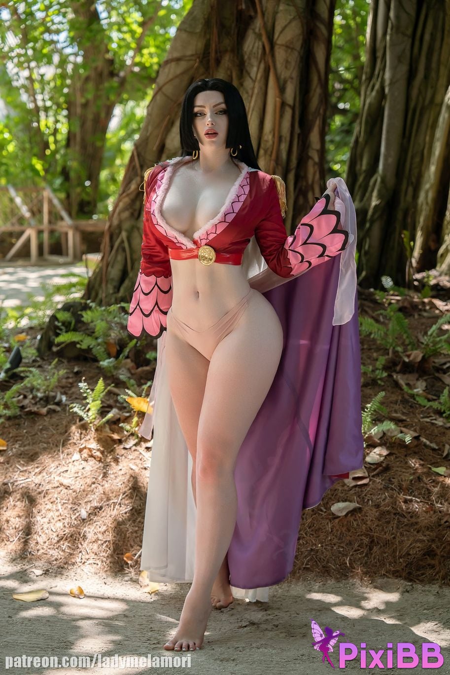 Lady Melamori Boa Hancock PixiBB.COM 14