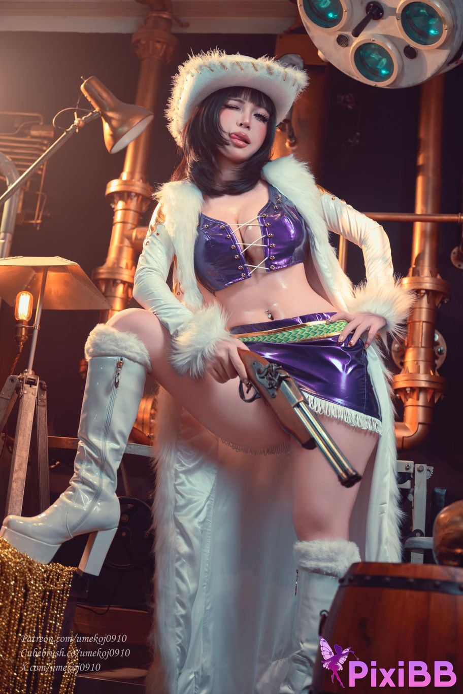 Umeko J Nico Robin Baroque Works PixiBB.COM 24