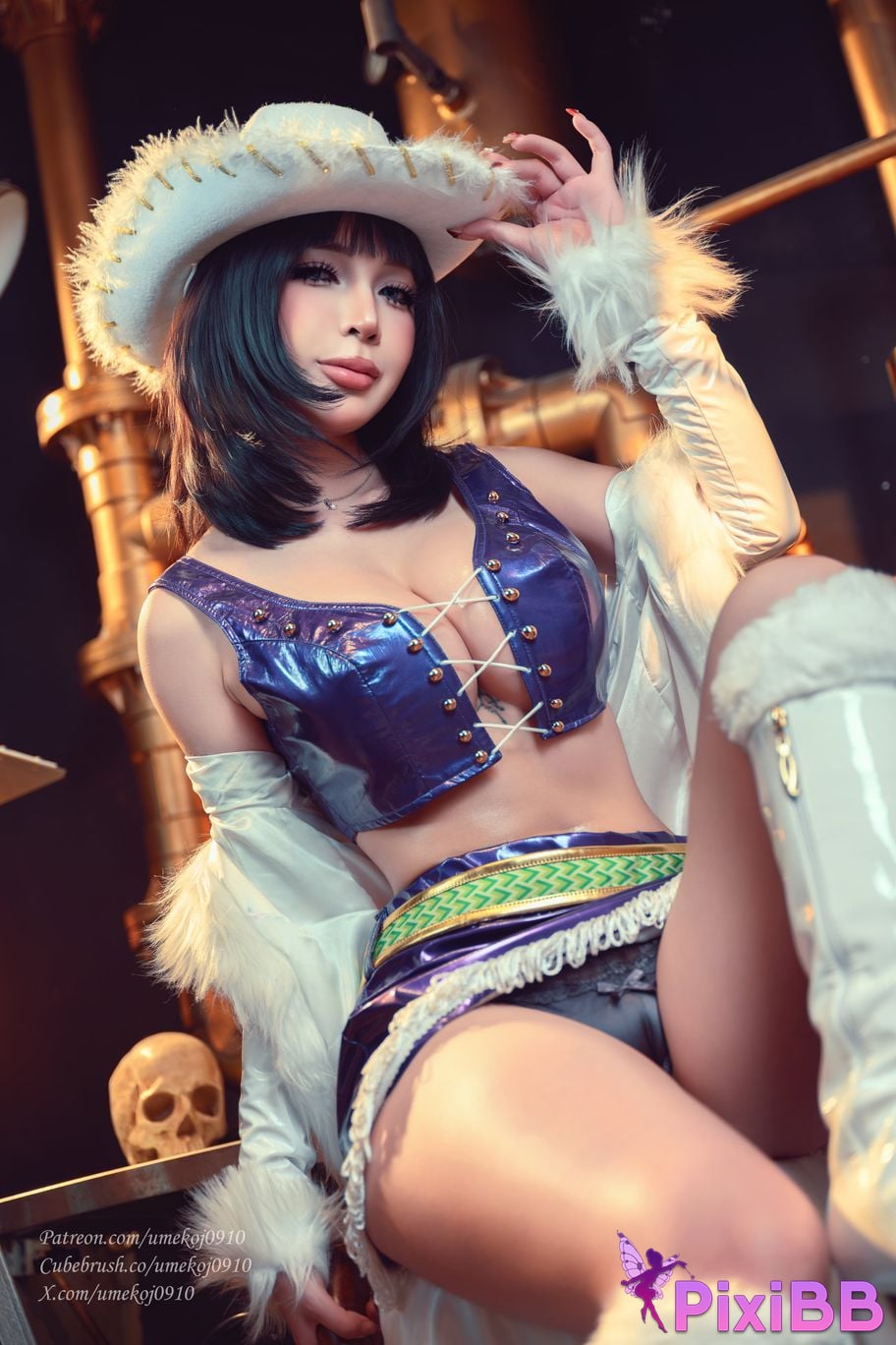 Umeko J Nico Robin Baroque Works PixiBB.COM 50