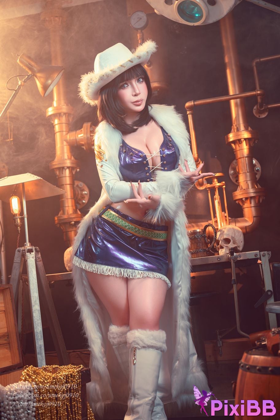 Umeko J Nico Robin Baroque Works PixiBB.COM 97